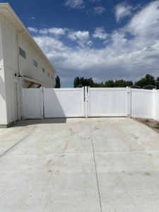 Longhorn Fencing & Supply's vinyl fencing in Twin Falls, Idaho, offering sleek and low-maintenance modern fencing solutions.